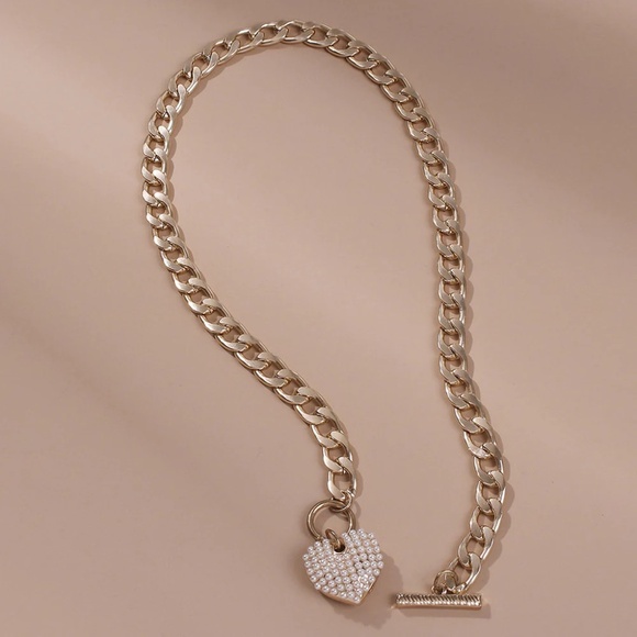Pearl Heart Pendant Curb Chain Necklace - Picture 5 of 6